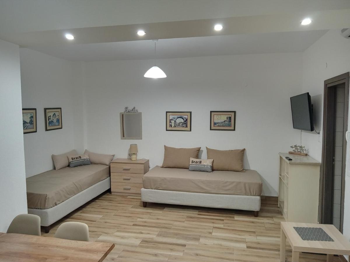 Niki Stavros Comfort Studios מראה חיצוני תמונה